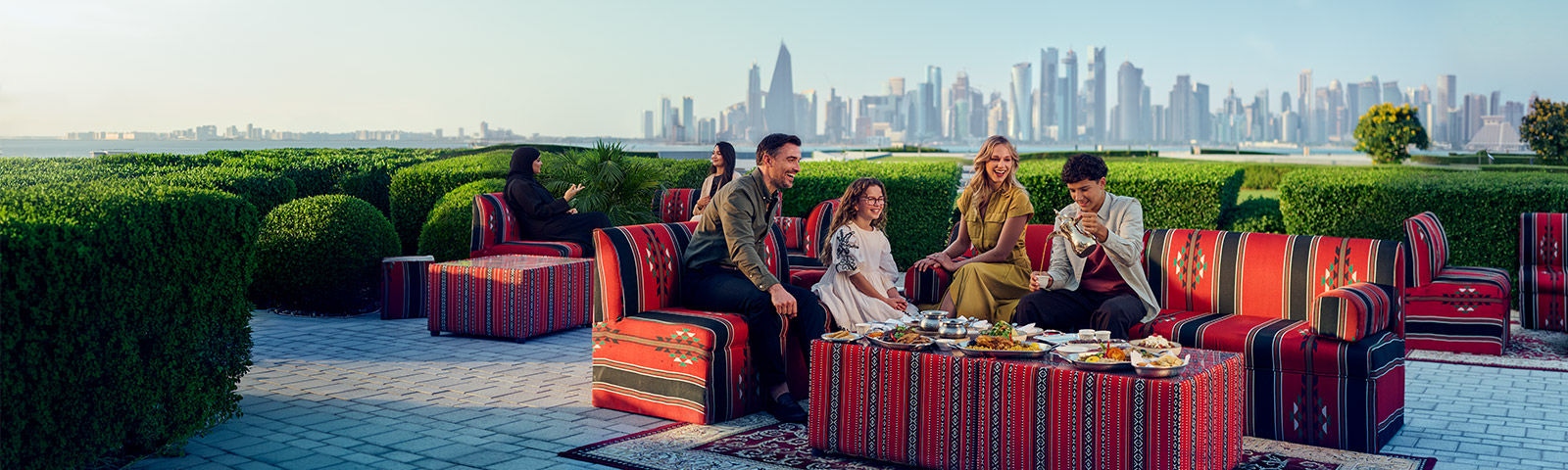 Experience more on <br>a Qatar stopover 