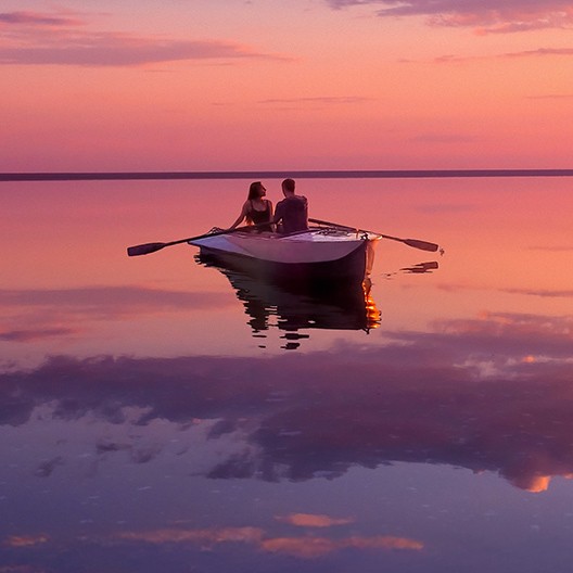 Romantic getaways for two image