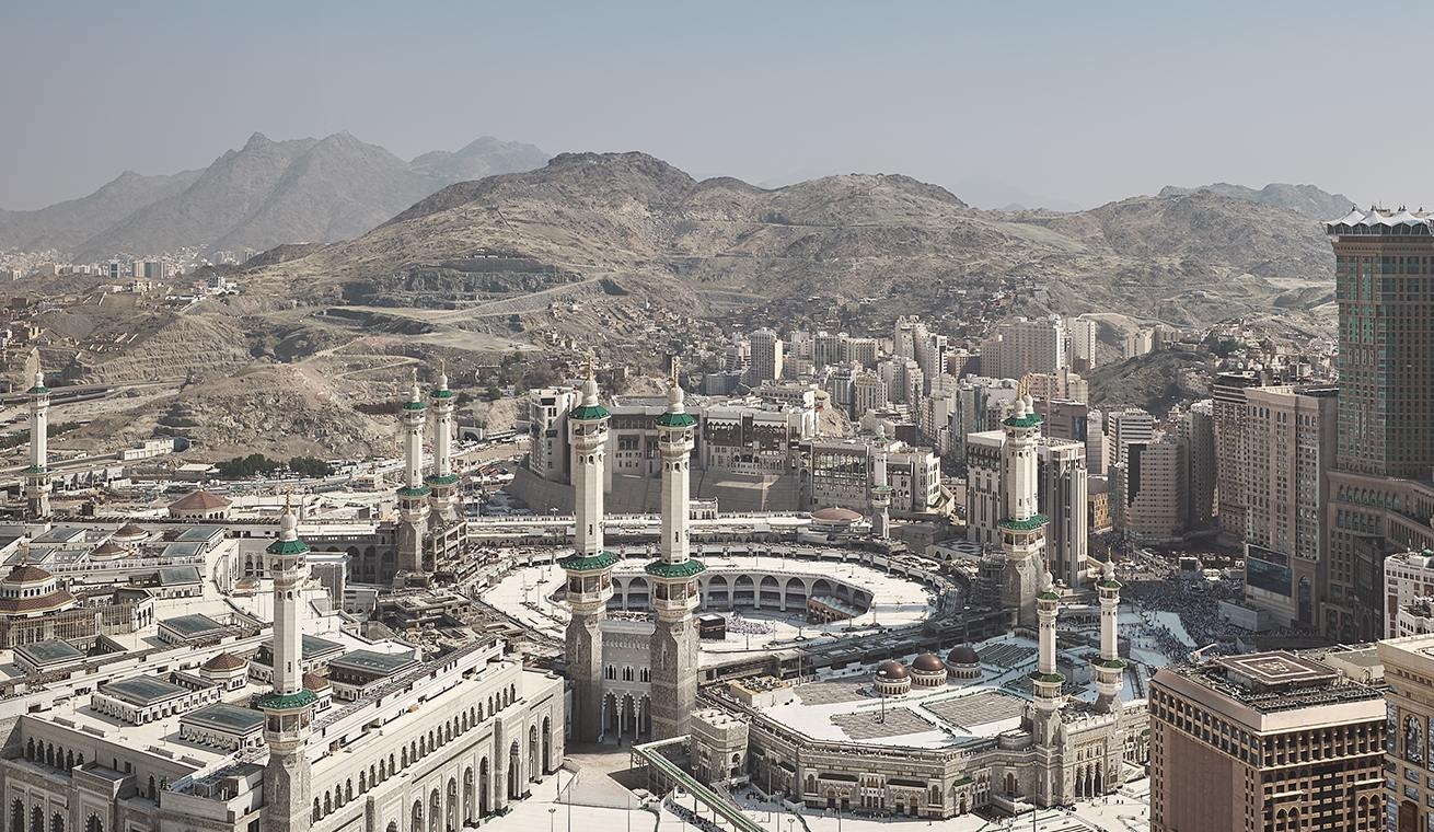 Exclusive savings of 13% on Umrah flight