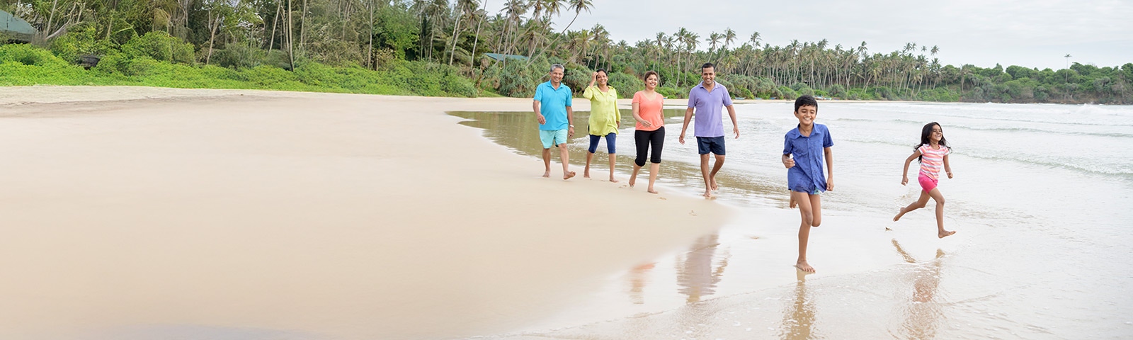 Save up to 10% <br> on flights to Colombo 40kg baggage included. Use promo code FLYQR.40kg baggage included. Use promo code FLYQR.